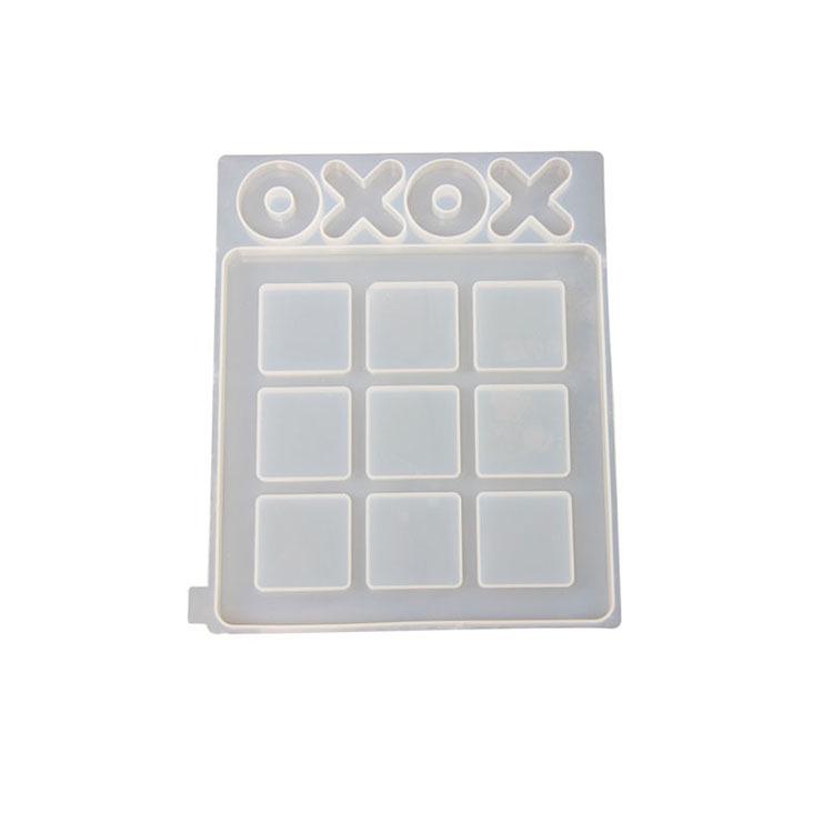 

Силиконовая форма для литья из смолы «Шахматы и Крестики-нолики с быком» для создания изделий с зеркальным эффектом и заливкой Small белый