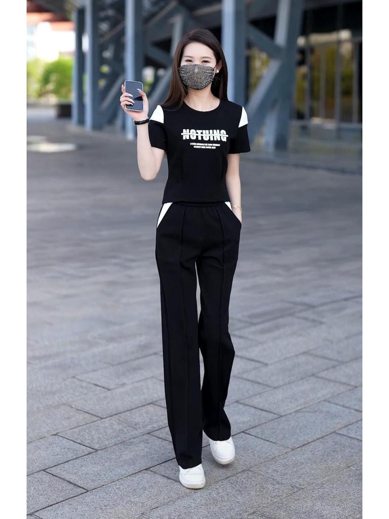2026 Women's Chic Summer Sports Dress Suit - Age-Reducing Short Sleeve Skirt Two-Piece Set