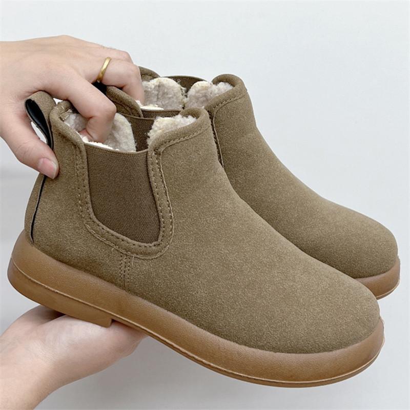 

Winter velvet women s cotton shoes warm flat comfortable versatile short boots anti-skiing 41
