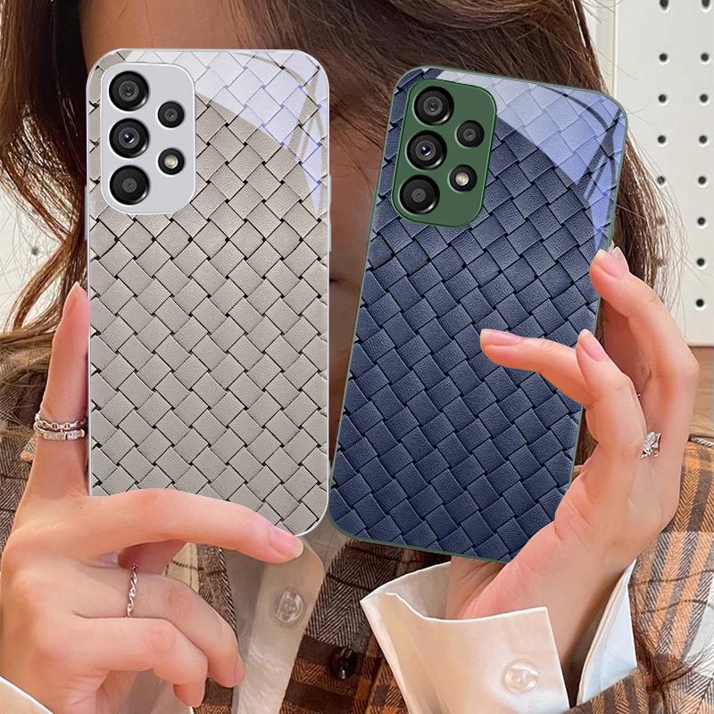 Simple Checkered Black For Samsung Galaxy S10 4G S20 11E 30 S21 21Fe 22 S24 Pro S23 Ultra 5G S8 S9 Tempered Glass Phone Case