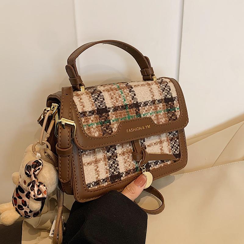 Wholesale Hot Sale Niche Korean Literary Plaid Portable Small Square Bag Women's Casual Versatile Foreign Style Messenger Bag