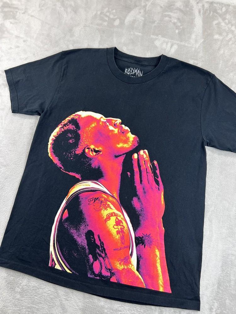 

Rodman Apparel Shirt Mens Large Black Praying Graphic Tee Basketball Tattoo Art Unisex T-Shirt XXXL
