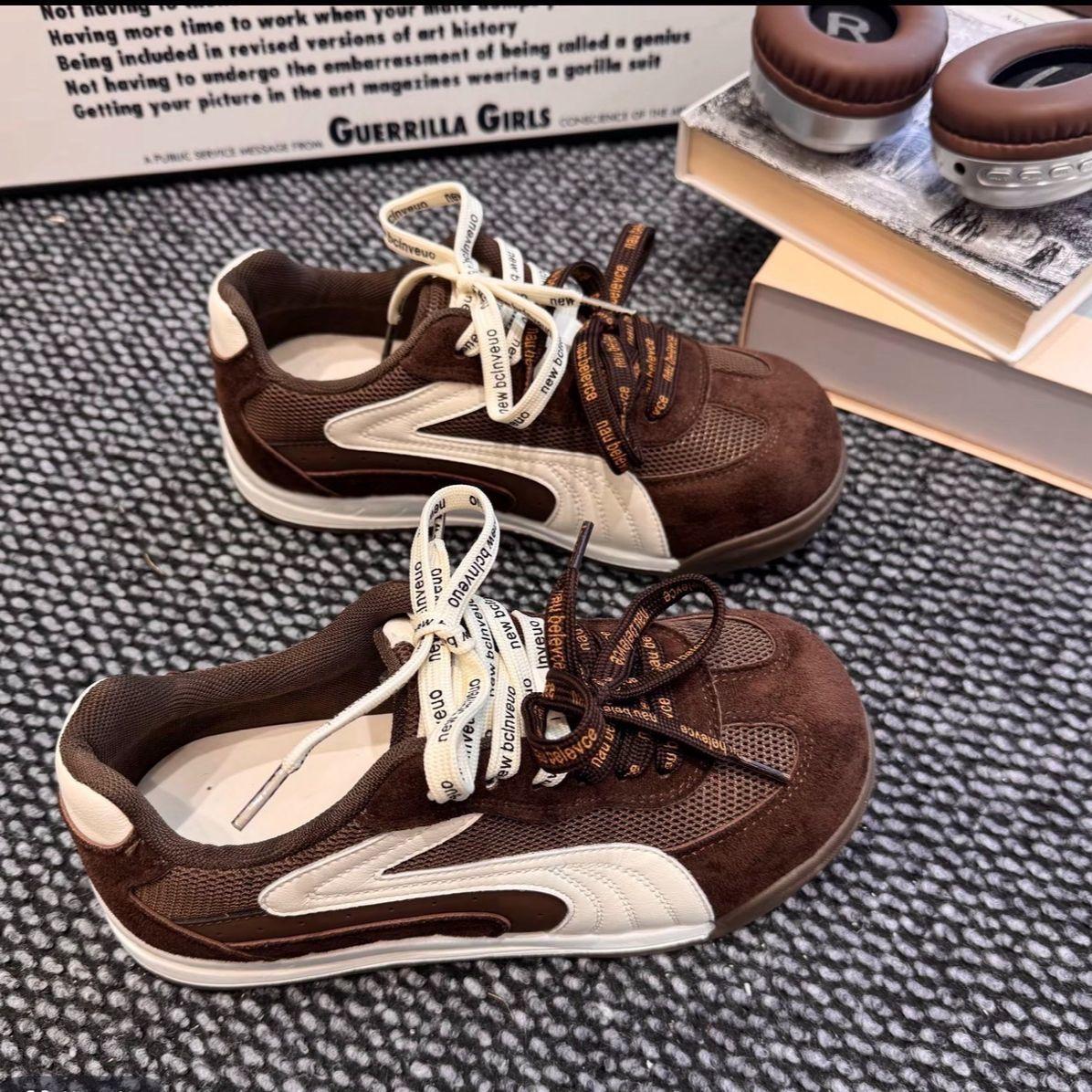 

2025 ранняя осень немецкие тренировочные туфли ретро легкие мягкая подошва маленькие спортивные туфли пара шнурков толстая подошва дышащая сетка женские туфли 40 хаки