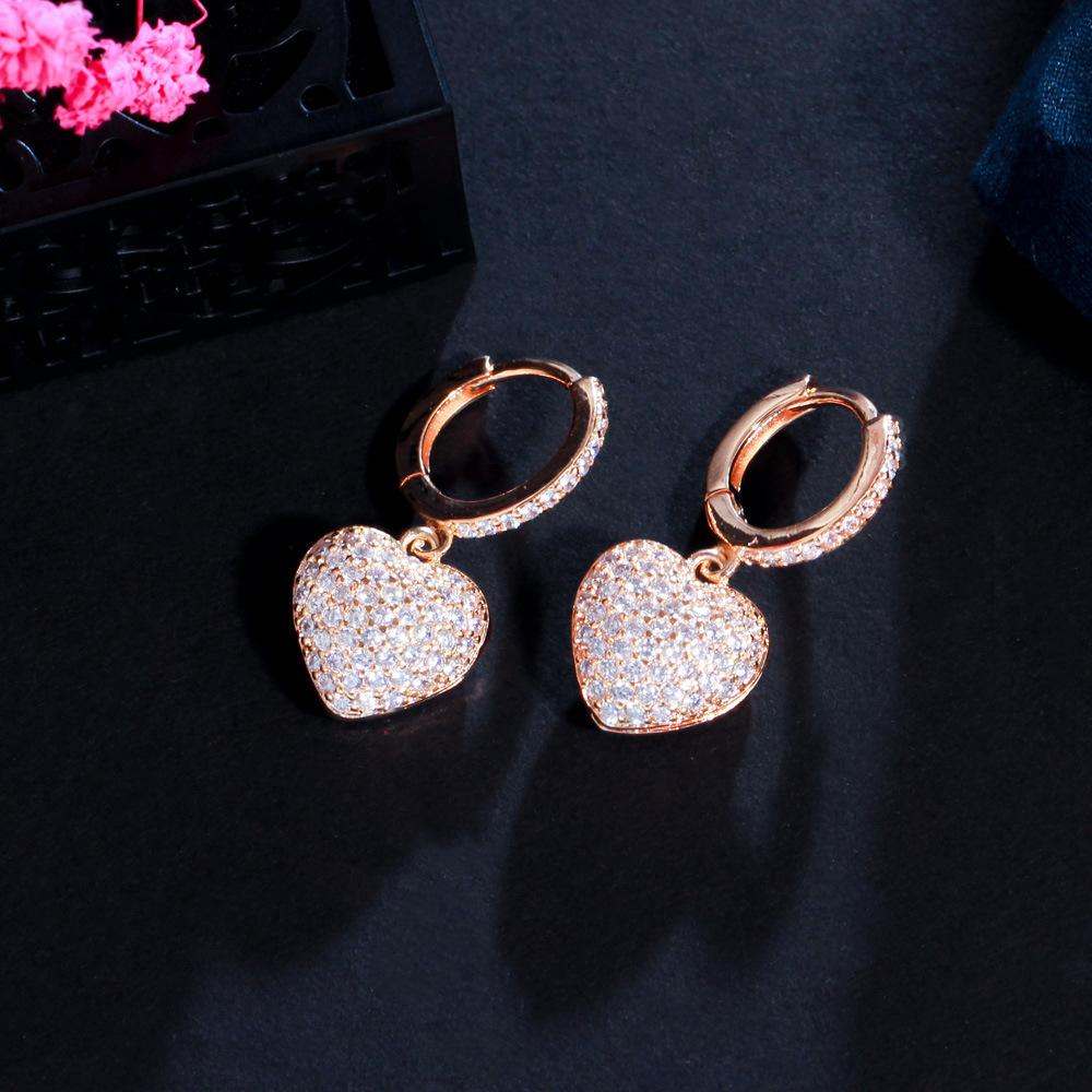Fresh Love Peach Heart Zircon Ear Buckles, Full Diamond Heart-Shaped Zircon Earrings, Earrings.