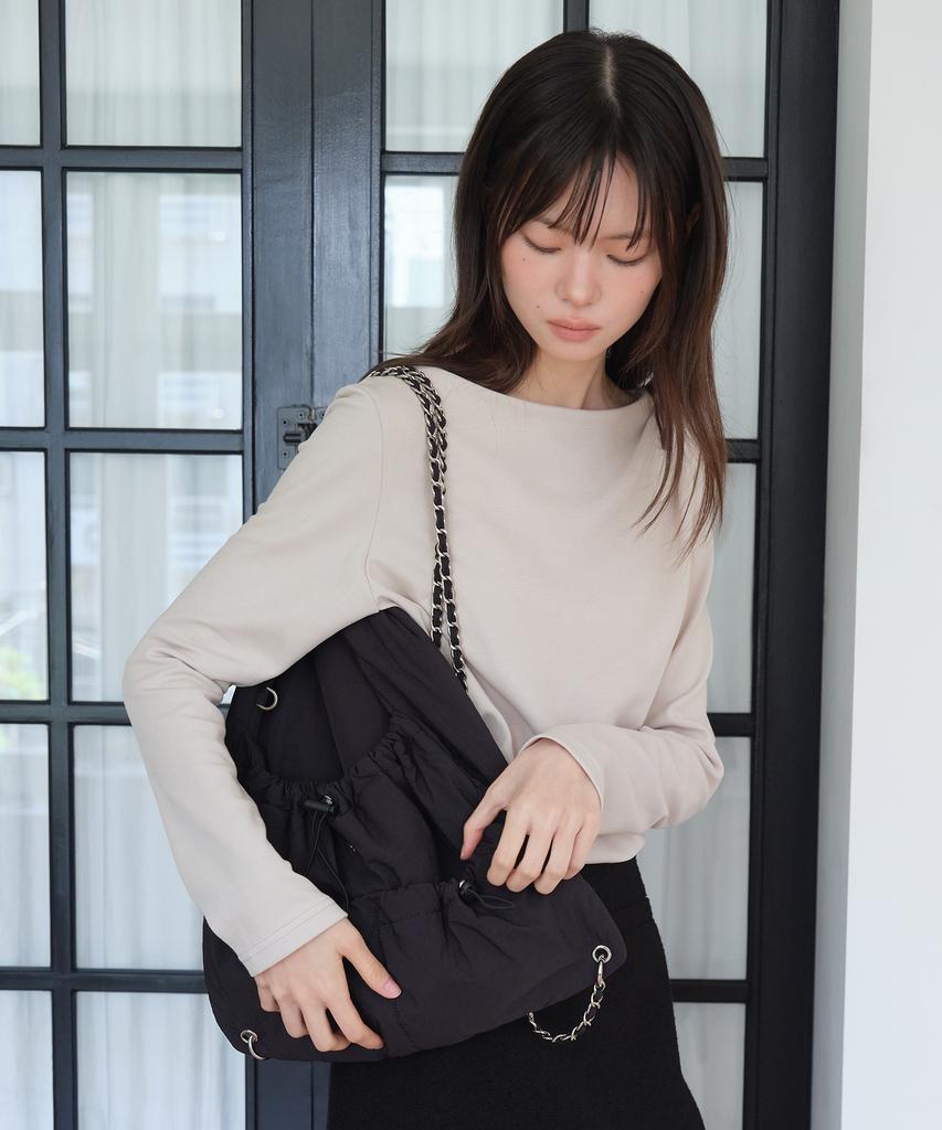 Yuppe Ribbon Chain BackpackBlack