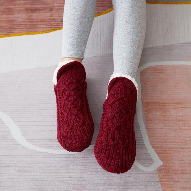 

Women s Thickened Velvet Floor Slippers: Cozy Autumn/Winter Home Socks for Sleeping & Indoor Use Size 40-42