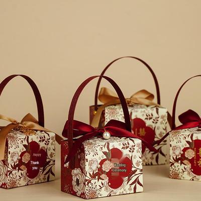 Confezionare regali – Scatole regalo