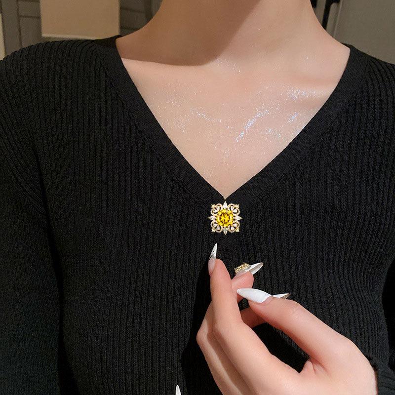 Senior Brooches Flower Leaf Brooch Pins for Women Suit Pendant  Fashion Brooches Jewelry