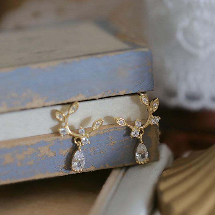 

Серьги-пусеты с бриллиантами в виде капель воды из ветвей и листьев, стерлинговое серебро s925, позолоченные, универсальный стиль Мори, дизайн легкой роскоши. Женские серьги. Sterling Silver 925