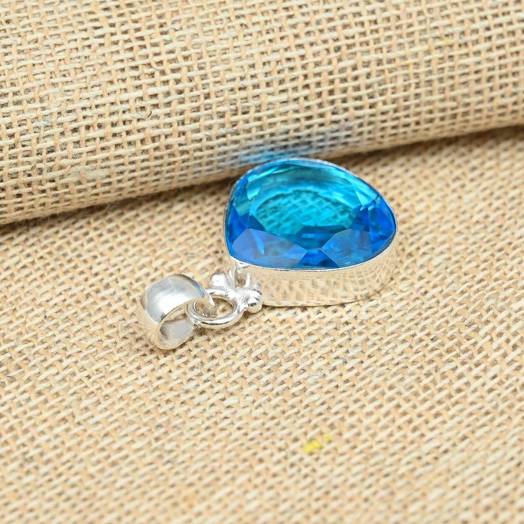 Blå Topaz Ädelsten Smycken 925 Sterling Silver Handgjorda underbara hänge för henne