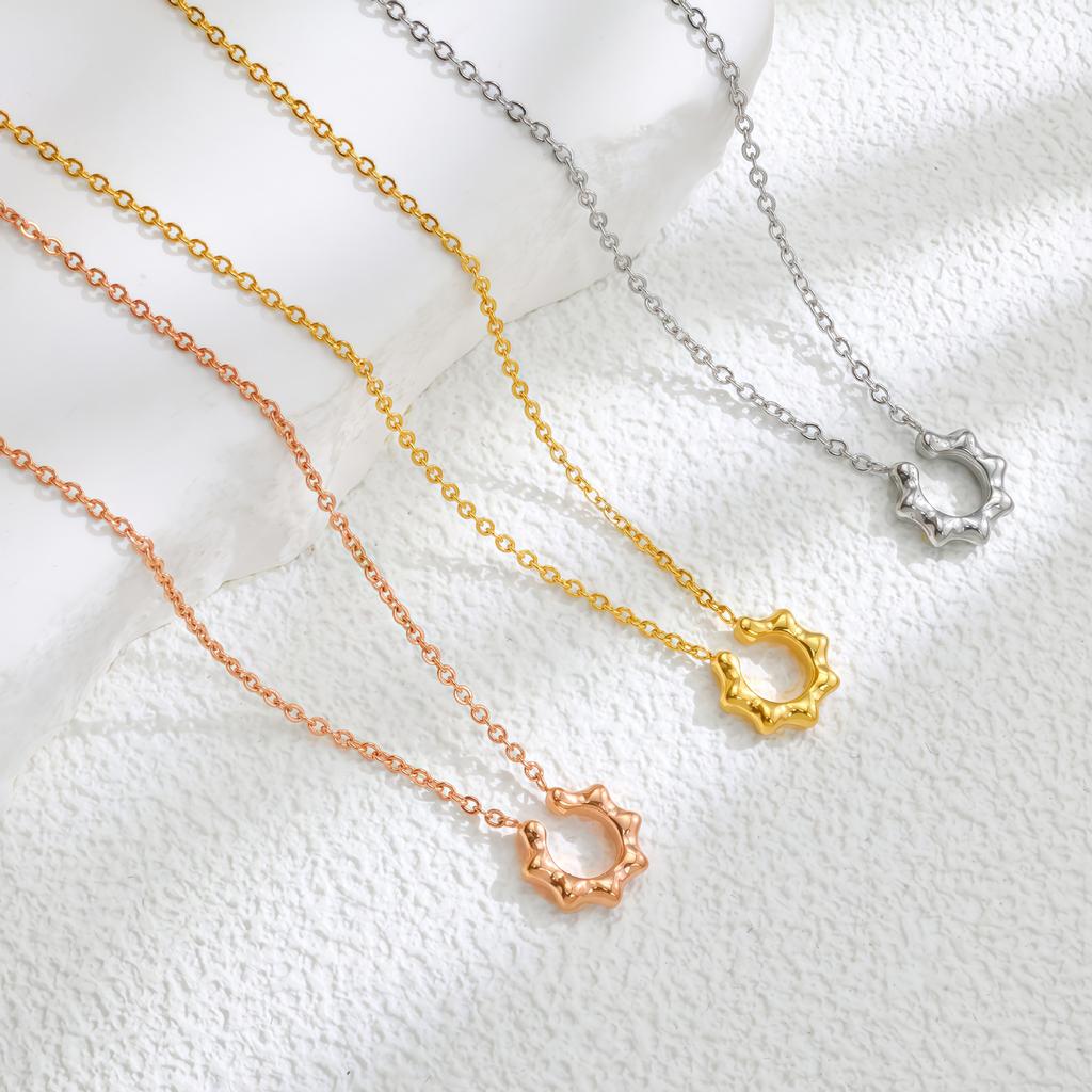 Simple Rhombus Geometric Necklace, Vacuum Electroplated Titanium Steel Necklace, Versatile And Non-Fading Gift.
