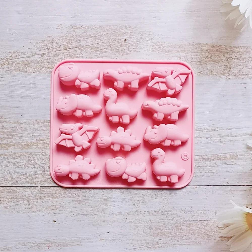

3D Dinosaur Themed Molds 12 Cavity DIY Cute Dinosaur Silicone Baking Mould Tray for Easter Chocolate Cake Dessert Baking Tools рожевий