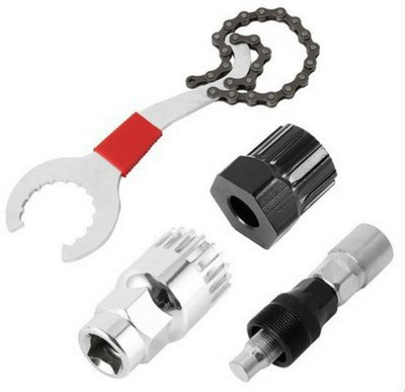 Bicycle Crankset Puller and Bottom Bracket Remover Tool.