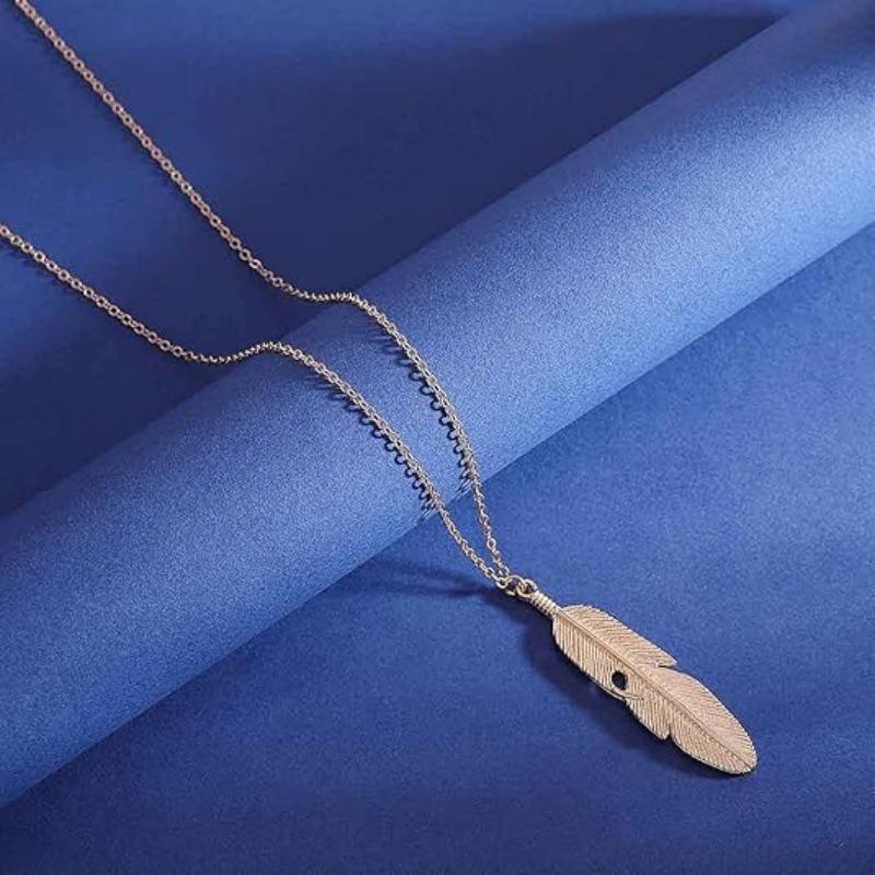 Bohemian Retro Multi-Element Feather Clavicle Chain Necklace золотой