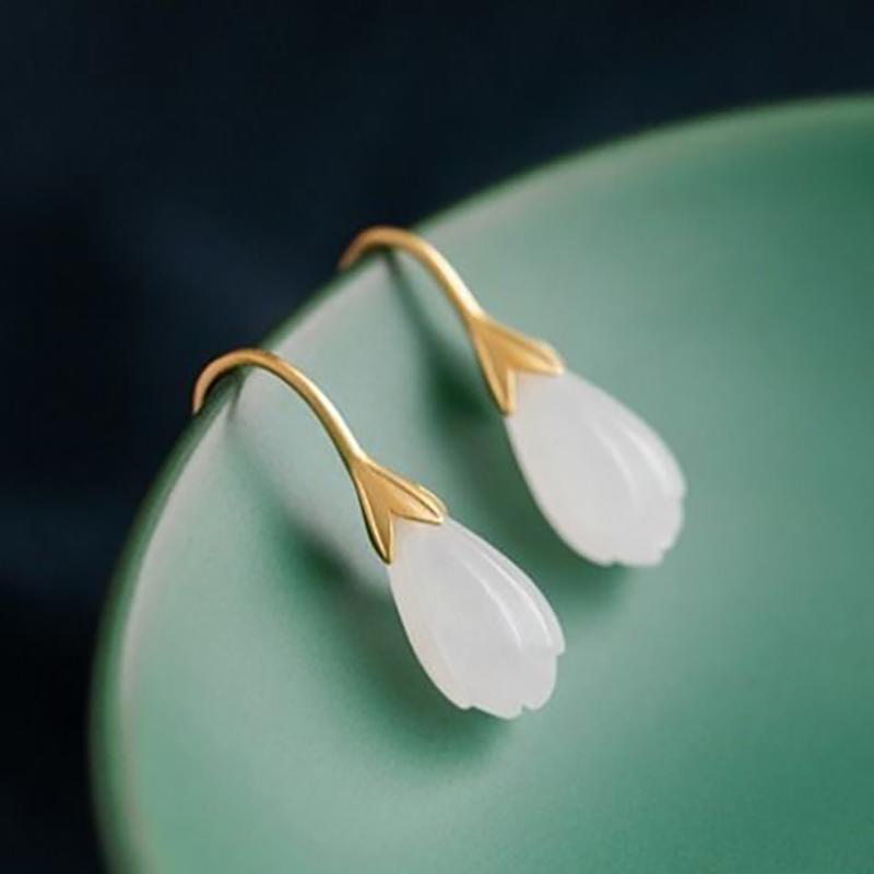 

Дизайнерские оригинальные новые натуральные Хотанские нефритовые магнолиевые растения изысканные серьги в китайском стиле элегантные женские украшения