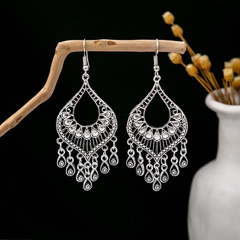 Vintage European & American Style Hollow Fashion Pendant Earrings for Women
