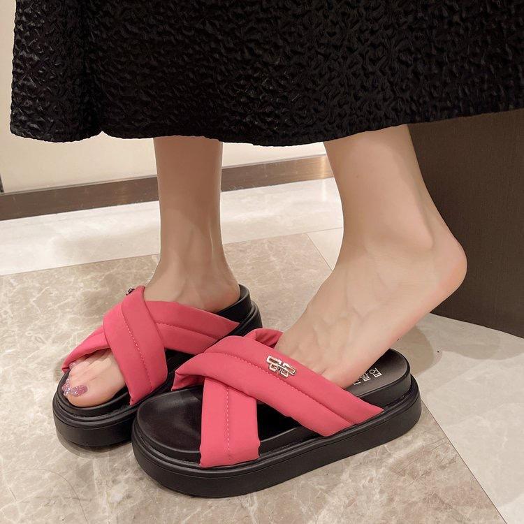 

Женская летняя обувь, женские тапочки, роскошные шлепанцы на платформе, новые мягкие дизайнерские летние туфли на плоской подошве из искусственной резины, повседневные модные тапочки с перекрестной завязкой 35 розы красного