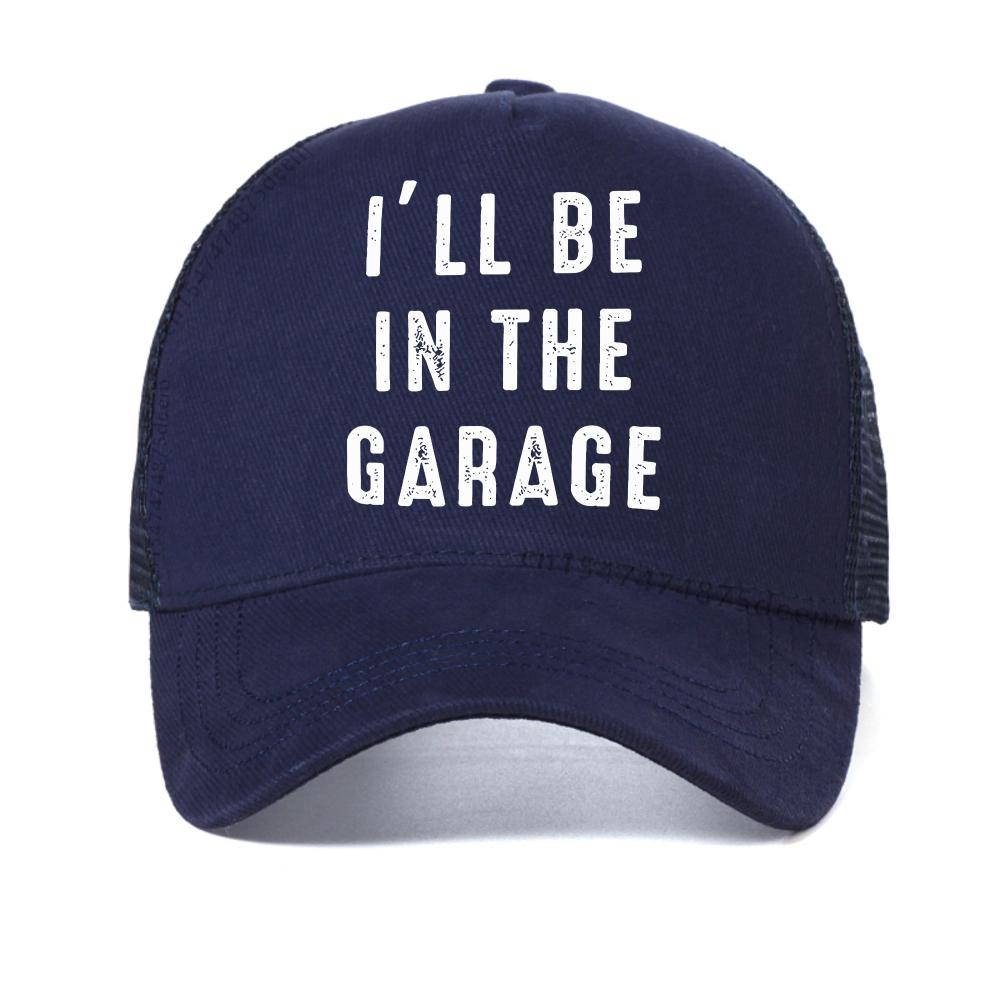 

Rustic I LL BE IN THE GARAGE Print Geometric Pattern baseball cap Men women Casual mesh trucker hats adjustable Snapback hats Adjustable темно-синього кольору