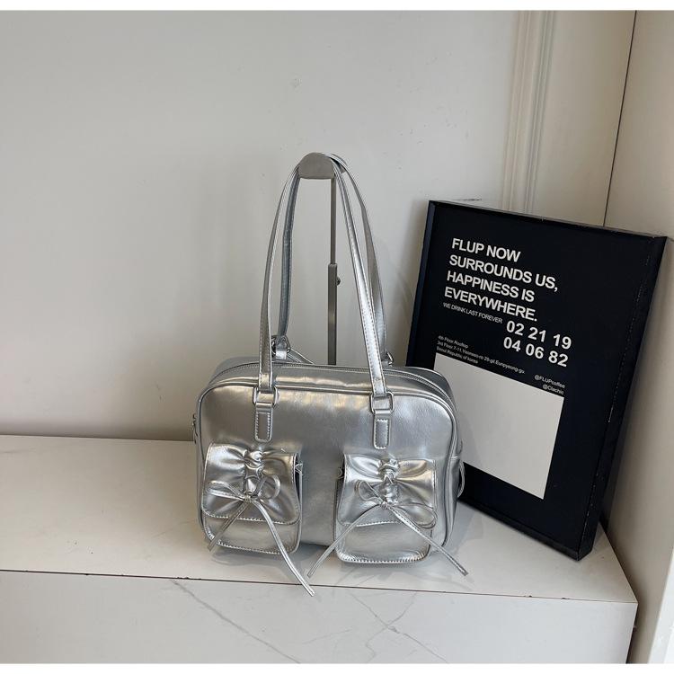 

Нишевый рюкзак в балетном стиле женский 2025 новый милый рюкзак с бантом большая вместимость сумка-тоут