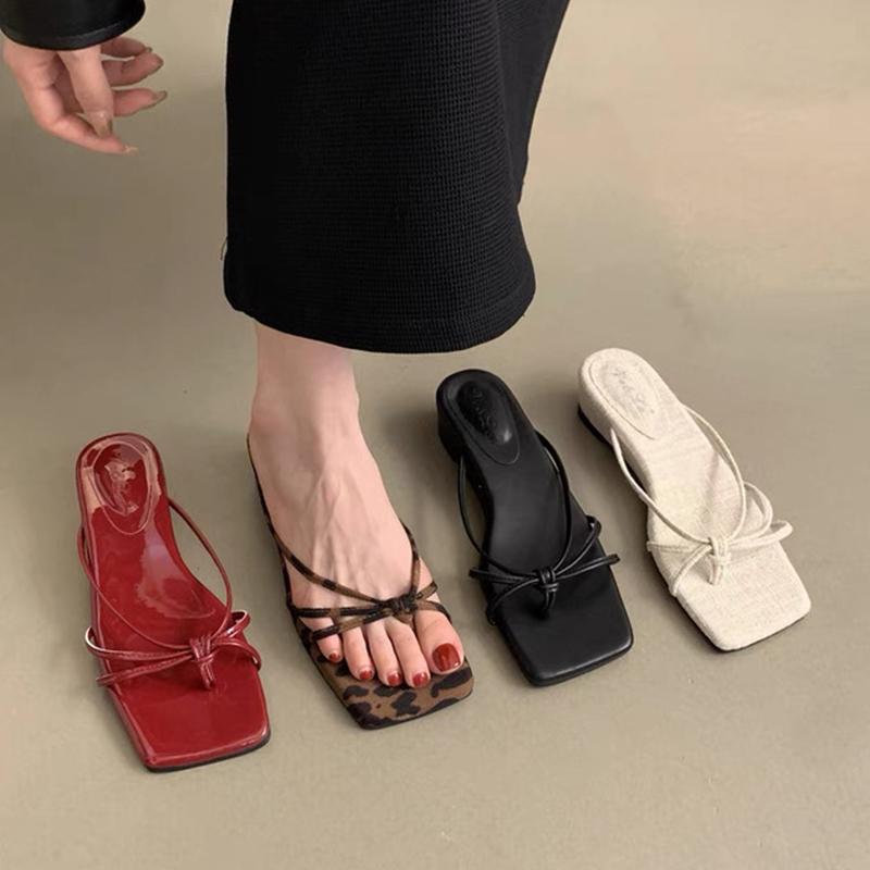 Fashion Shoes Woman 2025 Slippers Summer On A Wedge Heeled Mules Rubber Flip Flops Leopard High Hawaiian Slides Scandals Leopard