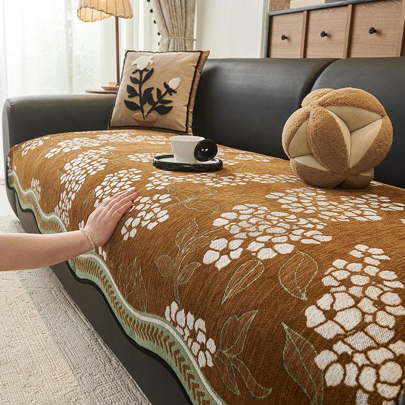 1pc Floral Pattern Sofa Cushion, Modern Style, Snow Velvet, Irregular Shape, Cat Scratch Resistant, Suitable for Daily Use In The Living Room