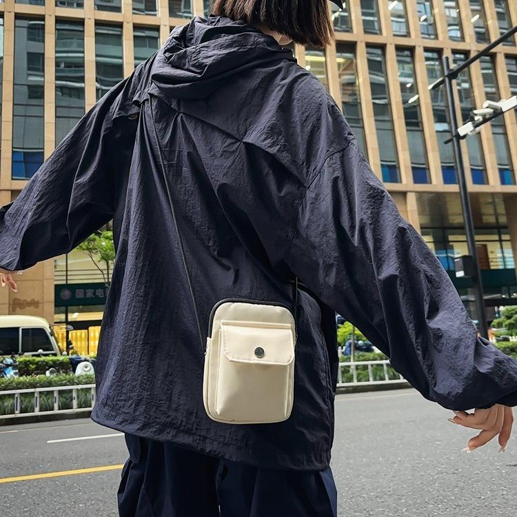Niche Light Shopping Nylon Cloth Mobile Phone Bag Small Square Bag Crossbody Small Bag Men's Bag Korean Version Oxford Cloth Small Satchel Women's Bag