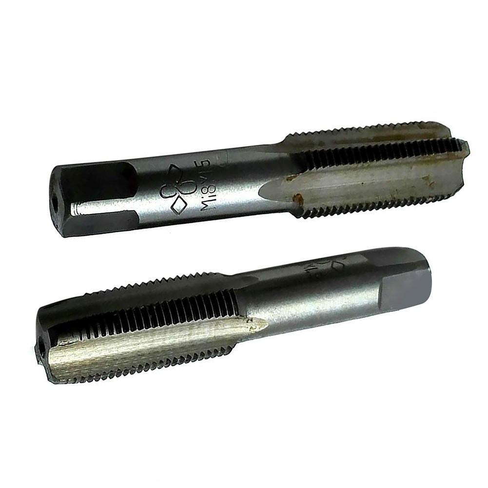 18mmx1.5 Conic metric și robinet filet dreapta M Pas 18x1.5mm