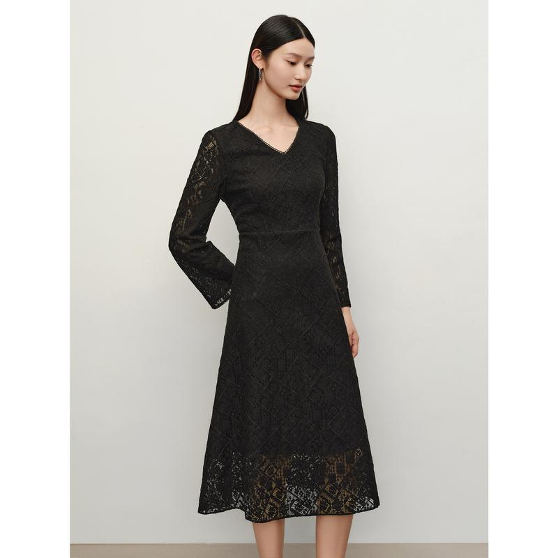 Jiuzi Anna Kou Romantic, Elegant, and High end V-neck Lace Light Dress for Women 2024 Autumn New Collection