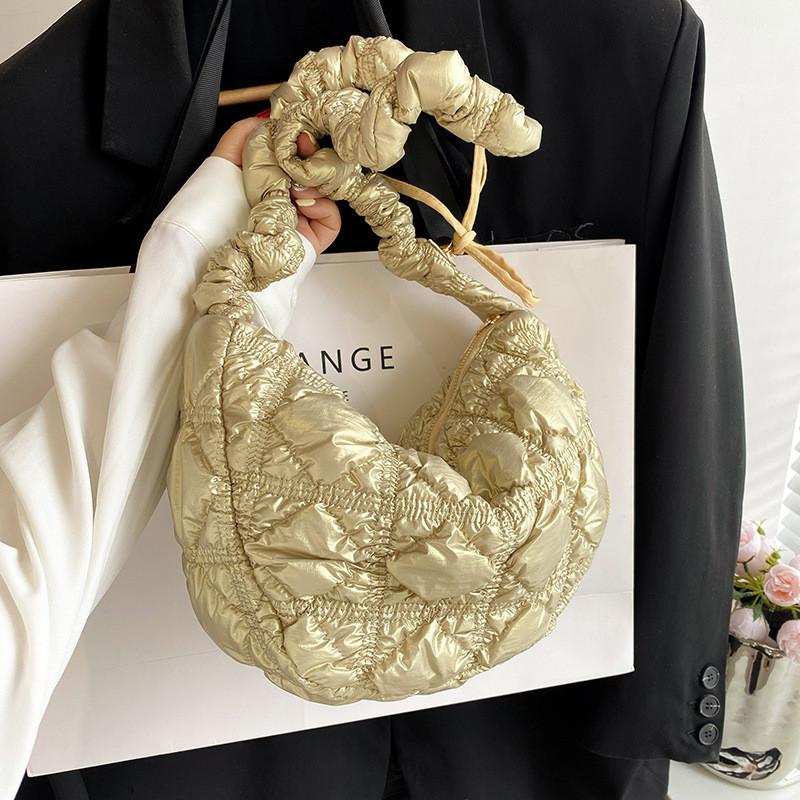 IELGY Korean Pleated Cloud Bag Dumpling Bag High-End Feel Bright Color One-Shoulder Armpit Fashion Commuter Messenger Bag