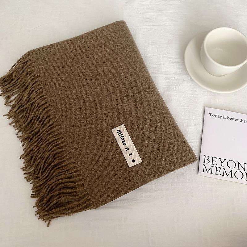 Flowing Fringe, Color-blocked, Simple Design, Faux Cashmere-like Scarf, Winter-thick, Cape-style, Student-friendly, Solid Color.