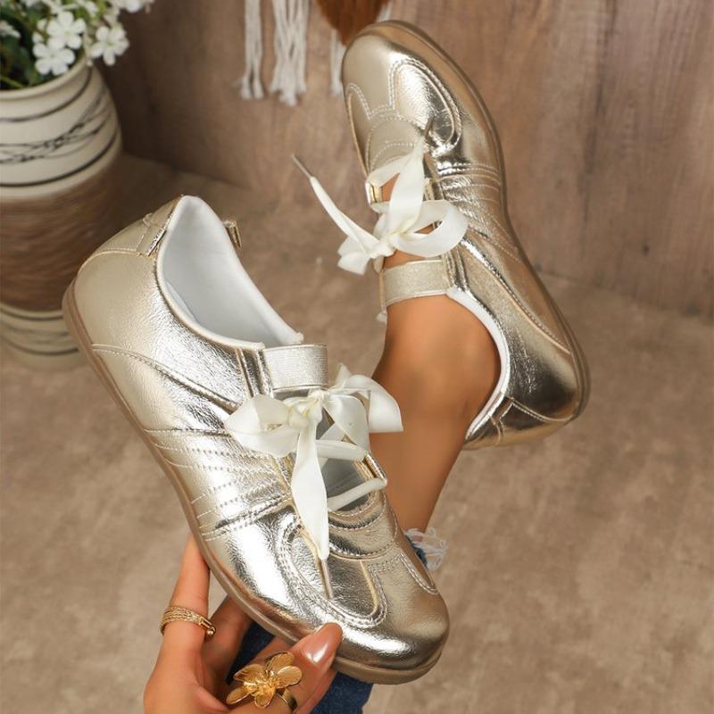 Plus Size Single Shoes Women's 2026 Autumn New European and American Style Flat Retro Lace-up Sneakers