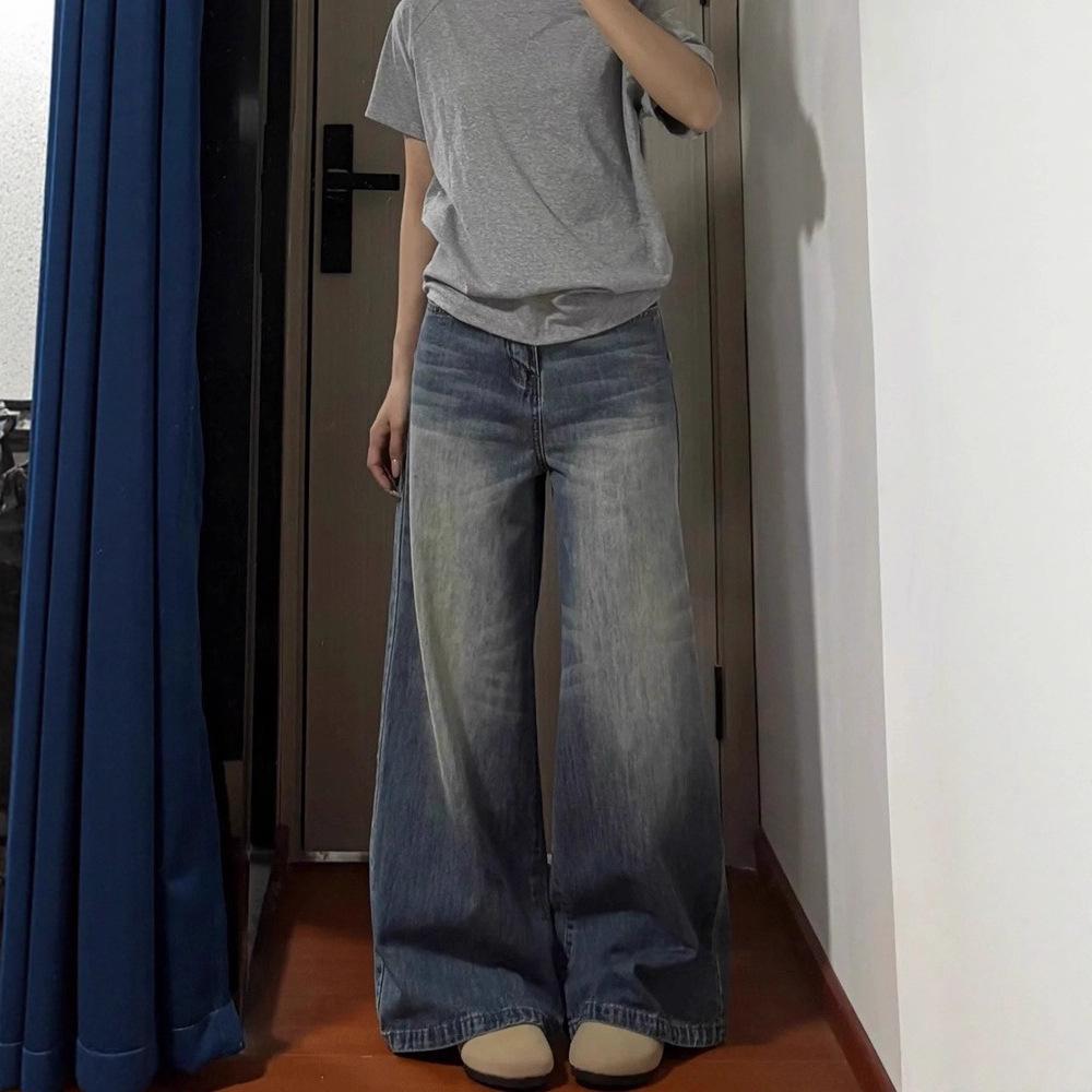 Pear-Shaped Women’s Plus Size Wide-Leg Denim Jeans for Summer 2025