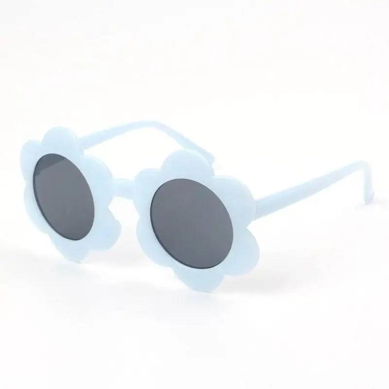 Girls Flower-Shaped Translucent Jelly Sunglasses UV Protection Kids Summer Eyewear Outdoor Party Lightweight Comfortable Toddler