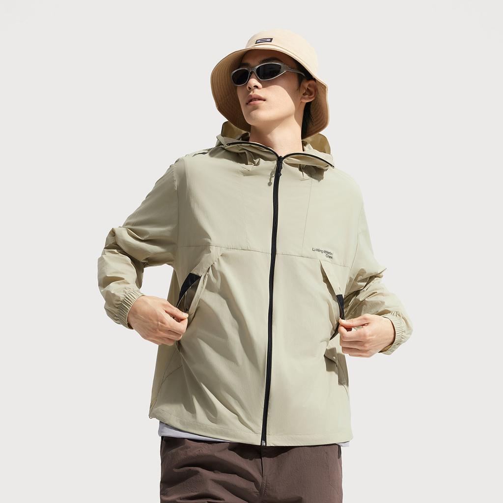 Li-Ning Serie Outdoor Urbana Color Sólido Cremallera con Capucha Holgada Protección UV Transpirable Protección Solar Chaqueta Chaquetas para Hombre Lima AFDV461-5