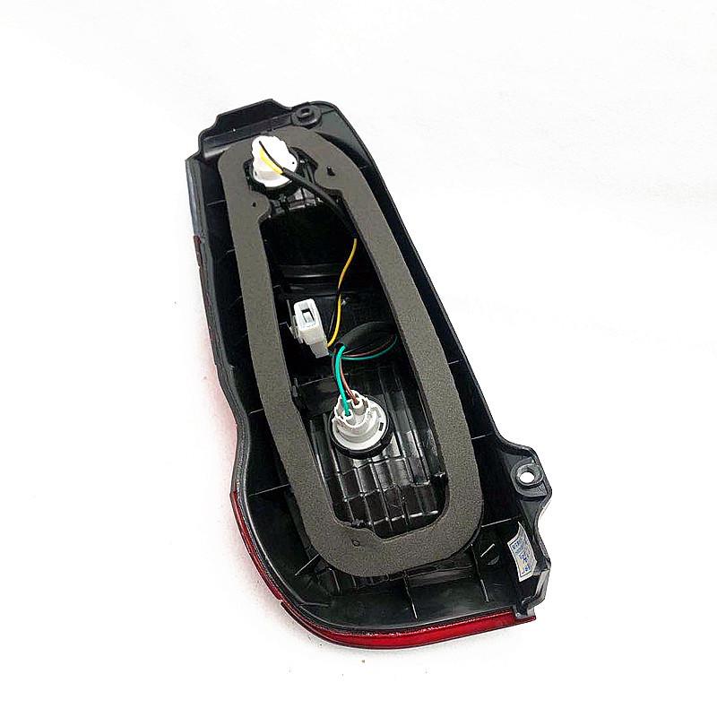 

Задний фонарь Jinbei Grace 2-го поколения, Делюкс Passenger side, curved light (outer)