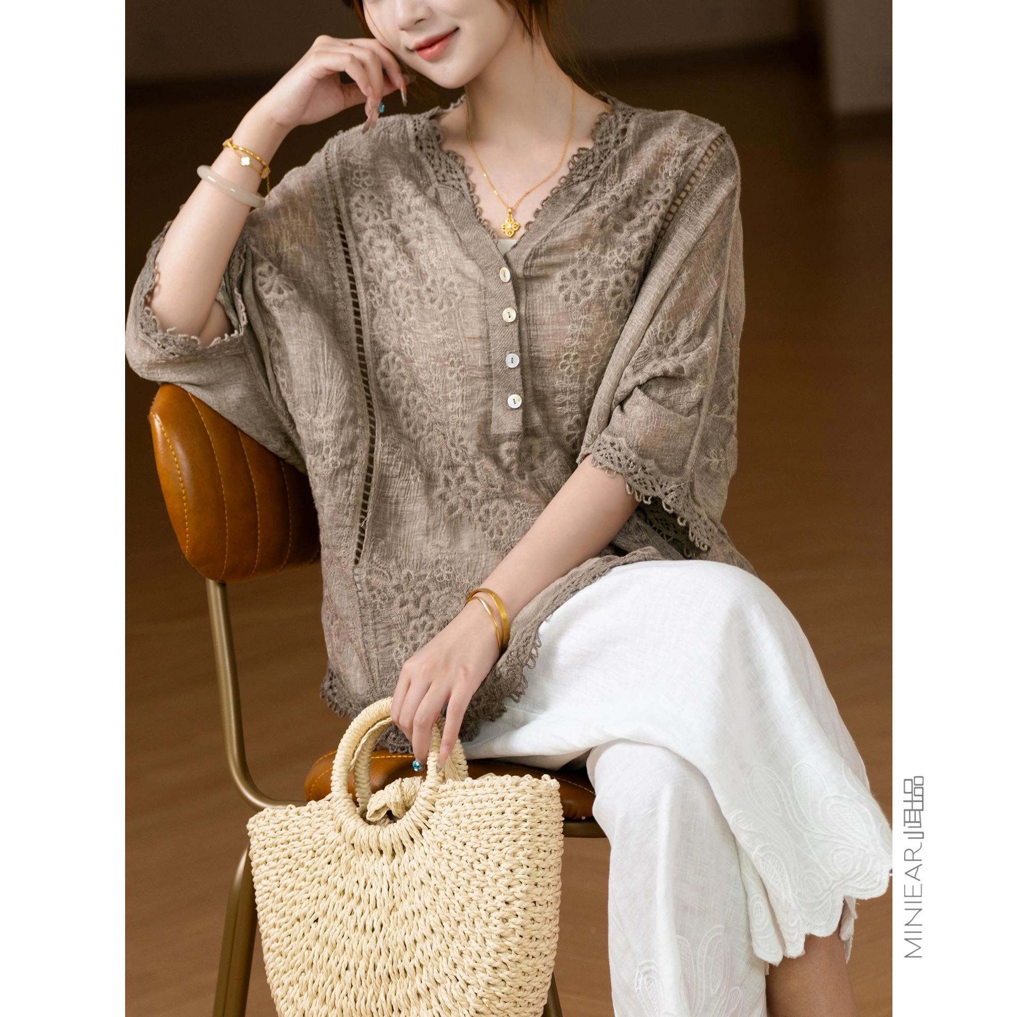 

DIMANAF 2025 Летняя Женская Футболка Летучая мышь V-образный вырез Базовый Кружевной Новый Модный Топ Кружевные Футболки Повседневная Свободная Желтая Футболка One Size