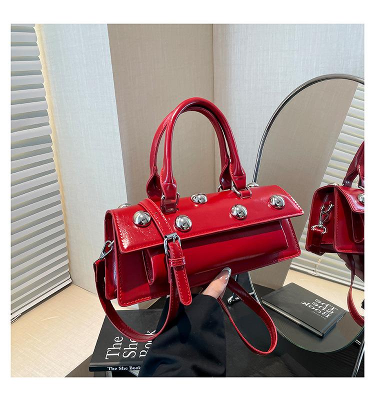 New Rivet Baguette Bag Women's 2025 New Premium Textured Handbag Simple Versatile Shoulder Crossbody Bag