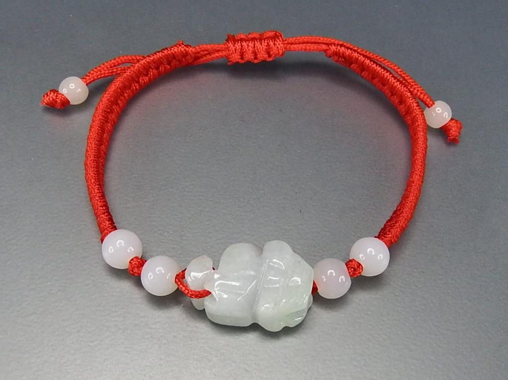[Stone Town] Jadeite Handwoven Bracelet with Red String, Protective Trivet
