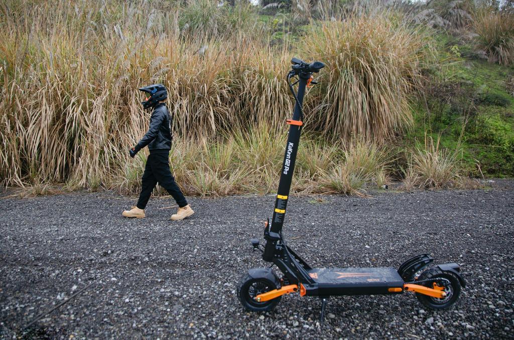 KuKirin G2 Pro (VMP) Electric Scooter 500W Motor 48V 15.6Ah Battery 25km/h Max Speed 65km Range E-Scooter