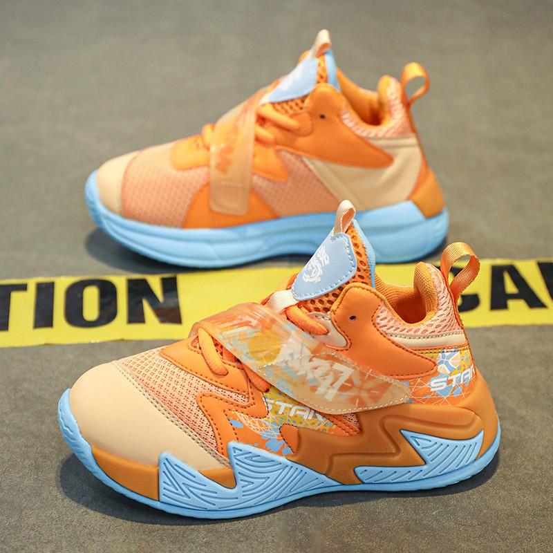 Kids Basketball Shoes Boys Non-Slip Durable Training Sneakers With Breathable Mesh Upper Hook-and-Loop
