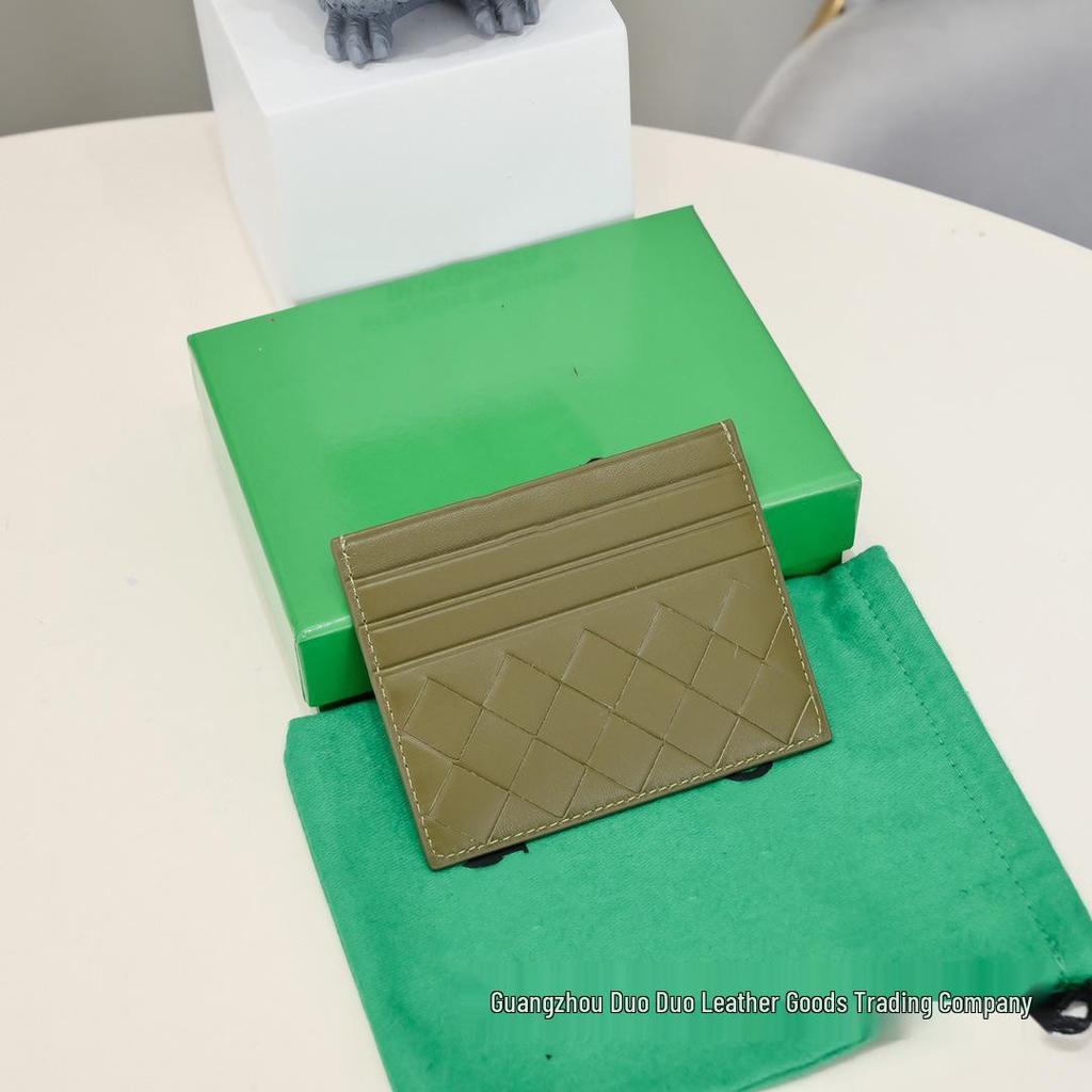 Minimalist Genuine Leather Unisex Card Holder with Multiple Slots