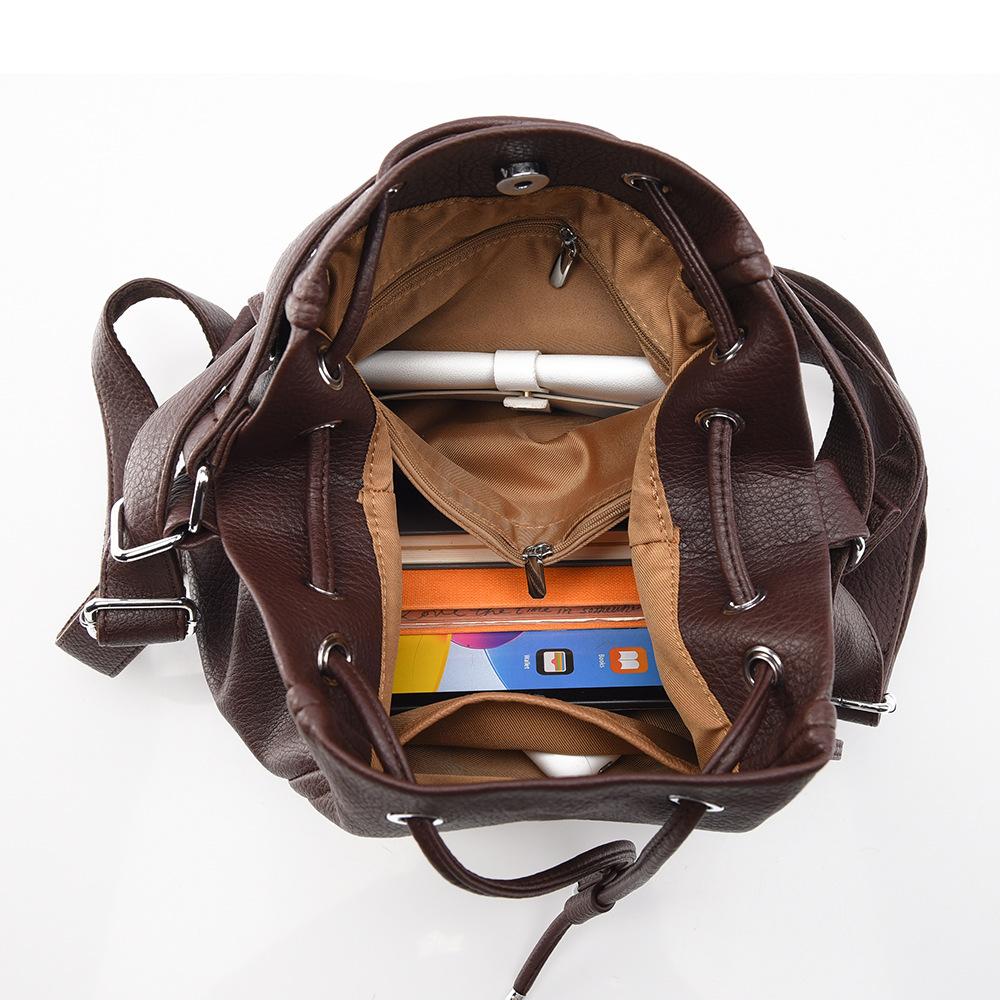 New Casual Retro Women's Backpack with Drawstring Design and Loose Fit, Large Capacity Commuting Bag for Women