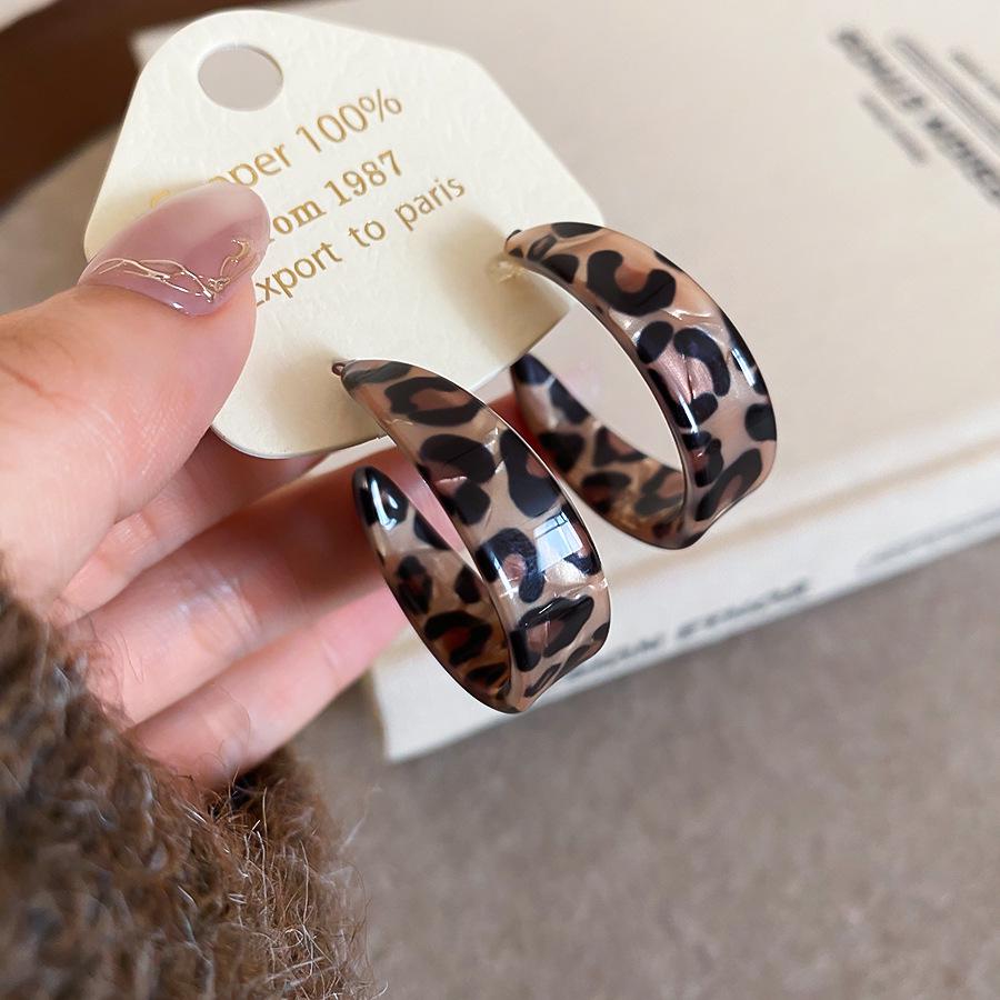 High-End Retro Leopard Print Herzohrringe - Silber Stecker Nische Maillard Stil für Damen