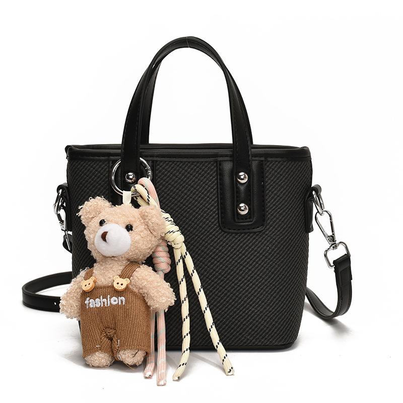 Handbag Women's New Fashion Commuter Shoulder Messenger Bag