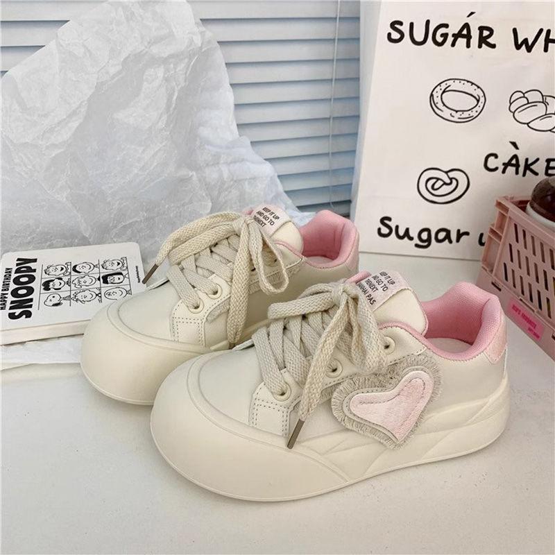 Campus Style Guochao Platform White Shoes Women's 2025 Autumn Ugly Cute Big Head Love Bread Shoes Student Versatile Board Shoes