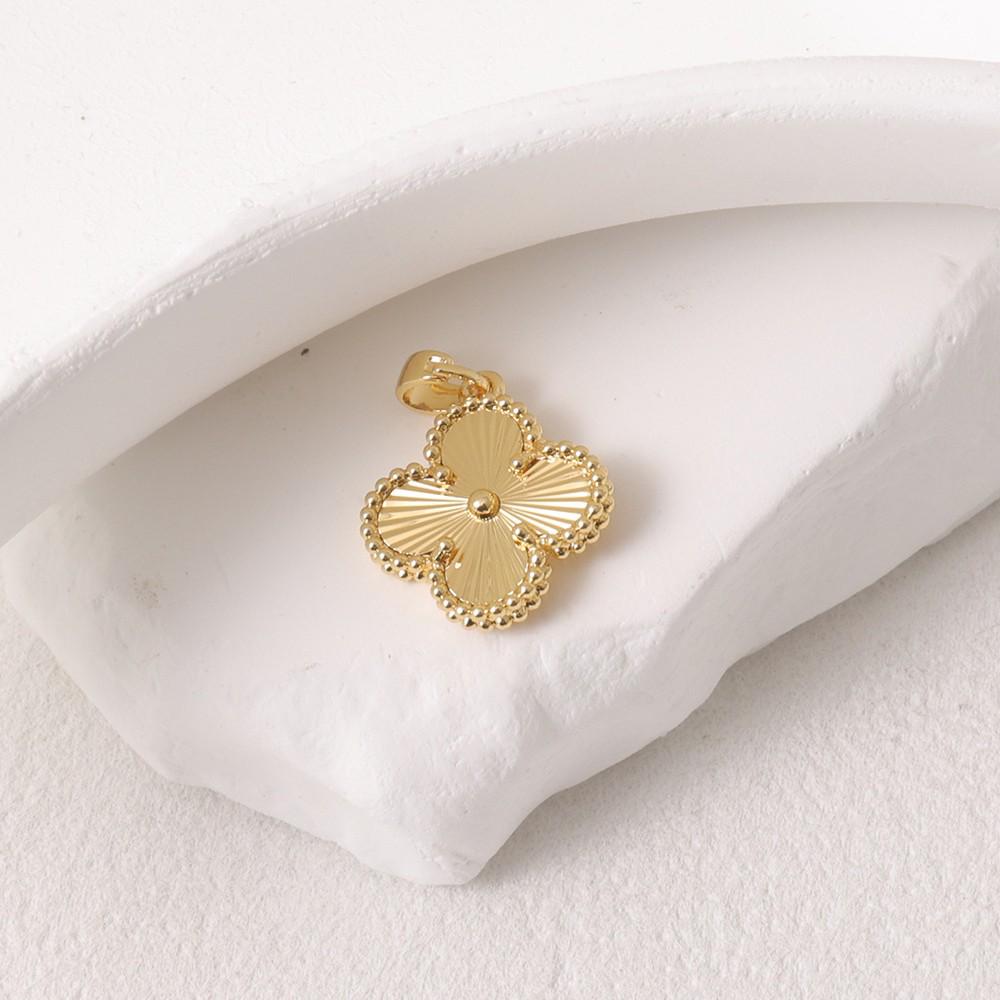 Exquisite Four-Leaf Clover Pendant Necklace - Elegant, Lucky Style Jewelry Accessory