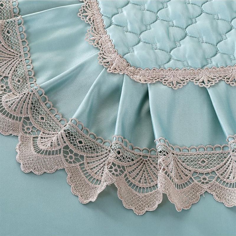 European Ins Style Quilted Dining Chair Dustproof Mat Universal Lace Chair Cover Non Slip and Easy To Clean Dining Chair Mats for Home Restaurants