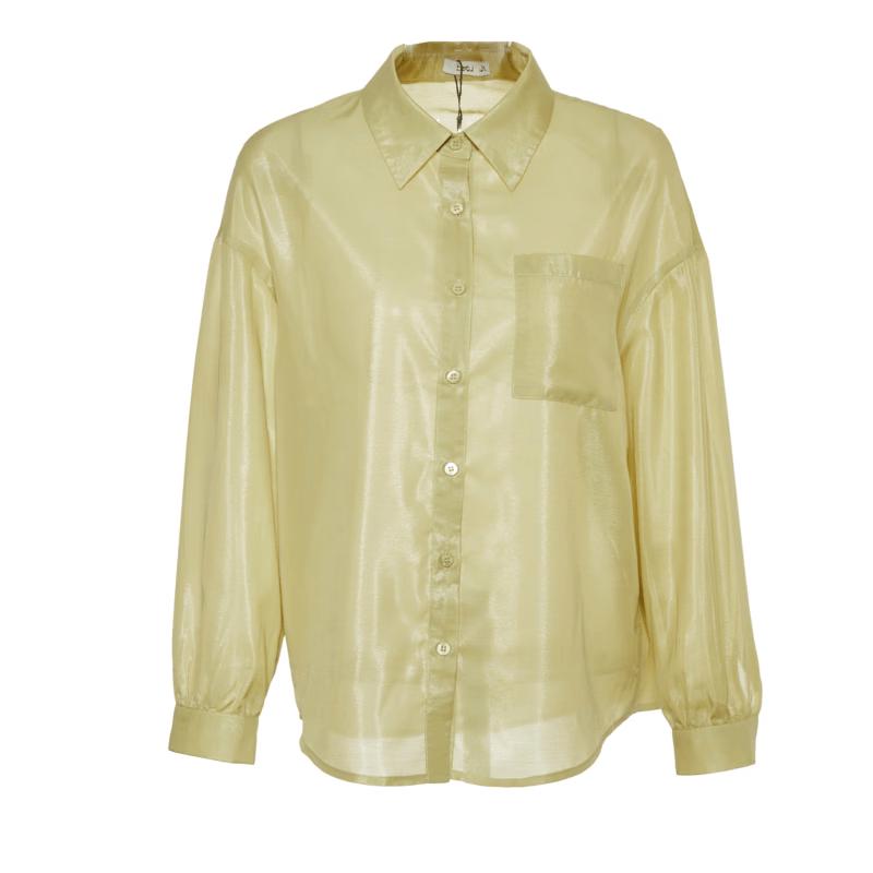 Betu Women s Long-Sleeve Pocket Shirt L