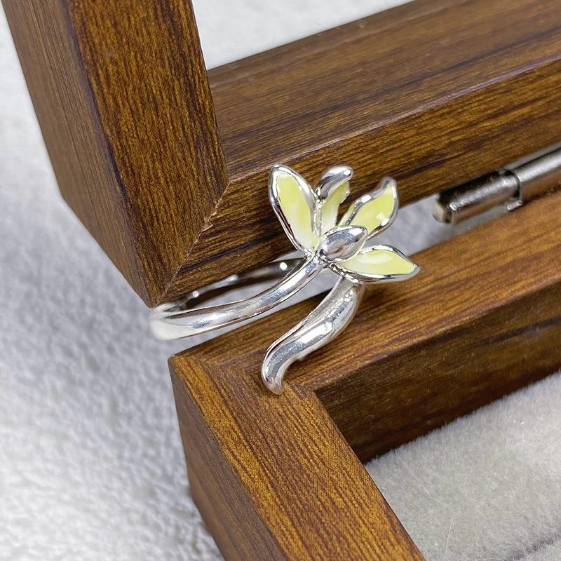 Small Fresh And Cool Enamel Dripping Oil Flower Butterfly Diamond Ring Niche Design Unique High-End Ring Woman