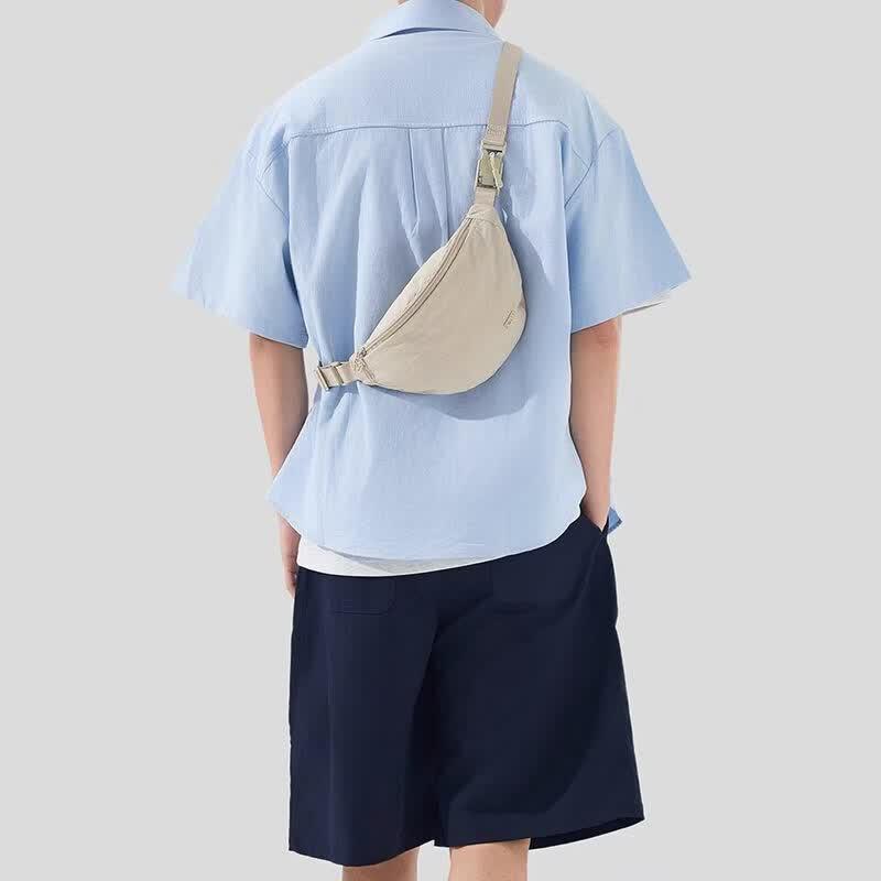 Xiaomengge City Walk Crescent Crossbody Bag